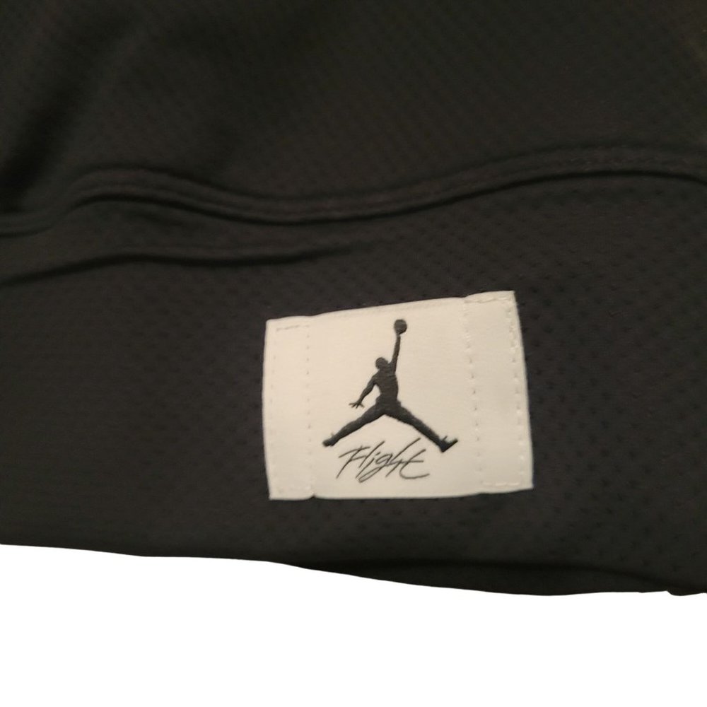 Jordan Essentials Womens Black Top L Crop Logo - Picture 6 of 9